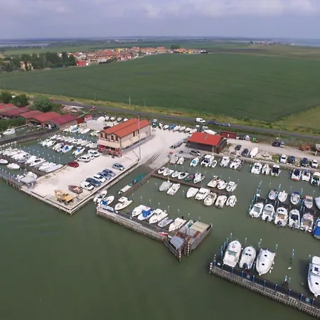 Rifugio Punta Maestra Pensionat 3*